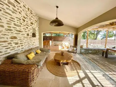 Coin salon dans l'établissement Bergerie du Cap Corse