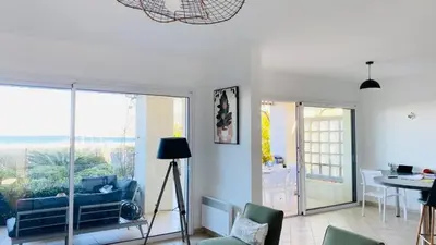 Coin salon dans l'établissement Appartement T3 La Residence S LUMIO