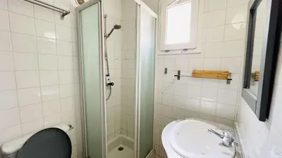 Salle de bains dans l'établissement Appartement Cocody 215 LUMIO