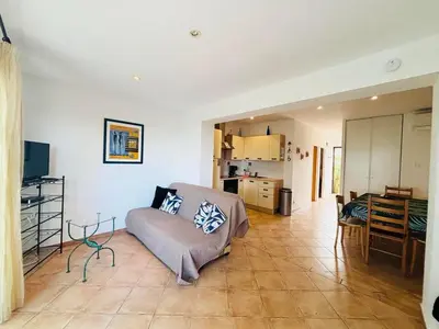 Cuisine ou kitchenette dans l'établissement Appartement Boug 26 Lumio