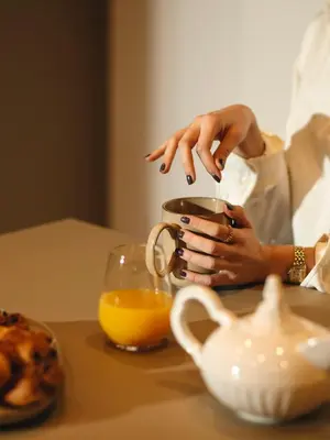 Options de petit-déjeuner proposées aux clients de l'établissement La Grotte