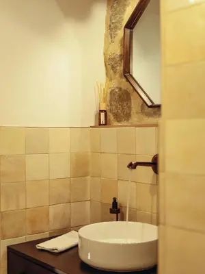 Salle de bains dans l'établissement La Grotte