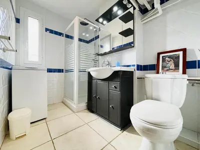 Salle de bains dans l'établissement Appartement Aria Marina 2 Lumio