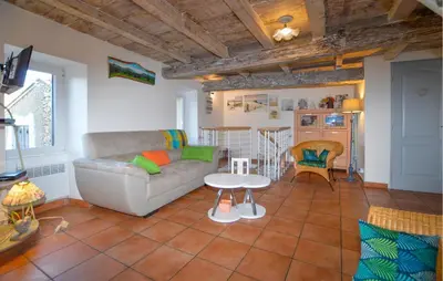 Cuisine ou kitchenette dans l'établissement 3 Bedroom Stunning Home In Marignana
