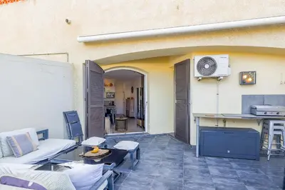 Cuisine ou kitchenette dans l'établissement Félicità - Appt à 500m de la plage