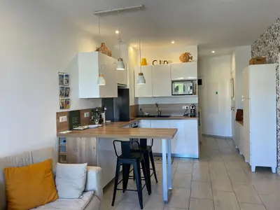 Cuisine ou kitchenette dans l'établissement Félicità - Appt à 500m de la plage