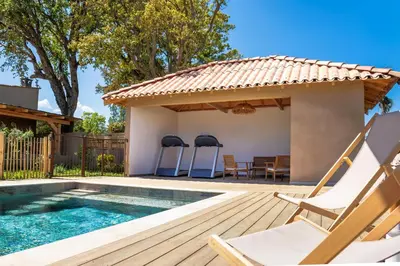 Piscine de l'établissement Casamea - T3 U Benestà ou située à proximité