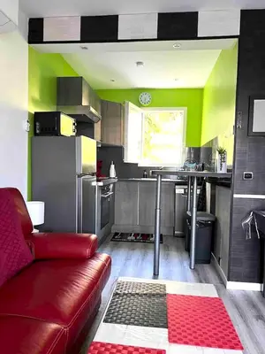 Cuisine ou kitchenette dans l'établissement Maison charmante à San-Nicolao 55 m² avec piscine partagée