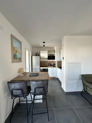Cuisine ou kitchenette dans l'établissement Domaine DI AMUVRELLA