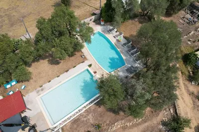 Piscine de l'établissement Location L'épi d'or Calvi, demeure de charme ou située à proximité