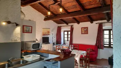 Cuisine ou kitchenette dans l'établissement Location L'épi d'or Calvi, demeure de charme