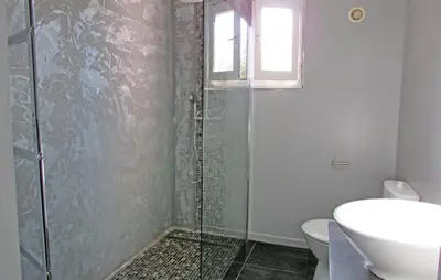 Salle de bains dans l'établissement Beautiful Home In Venzolasca With Wifi