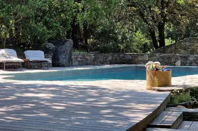 Piscine de l'établissement Villa Bergerie Baracco Argia, piscine, maquis et tradition corse pour 6 personnes ou située à proximité