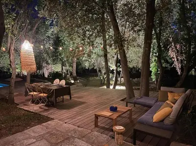 Jardin de l'établissement Villa Bergerie Baracco Argia, piscine, maquis et tradition corse pour 6 personnes
