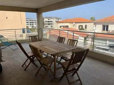 Balcon ou terrasse dans l'établissement Bel Appartement en plein cœur de Folelli