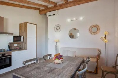 Cuisine ou kitchenette dans l'établissement Bel Appartement 