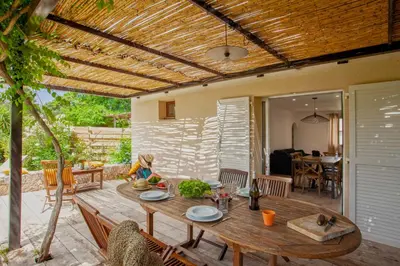 Coin salon dans l'établissement Villa 
