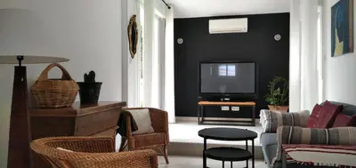 Coin salon dans l'établissement Superbe T3 en villa , entree sud de bastia ( Furiani )