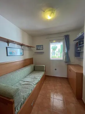 Un ou plusieurs lits dans un hébergement de l'établissement Appartement T3 les pieds dans l'eau