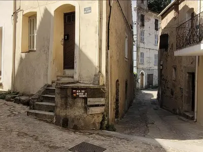 Plan de l'établissement Appartement départ GR20