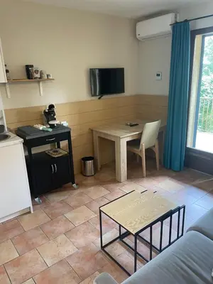 Télévision ou salle de divertissement dans l'établissement La Casa ISAIA, Cap Corse