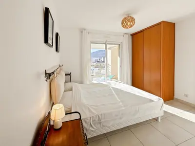 Un ou plusieurs lits dans un hébergement de l'établissement Résidence Port Calvi - Appartement T3 vue mer !