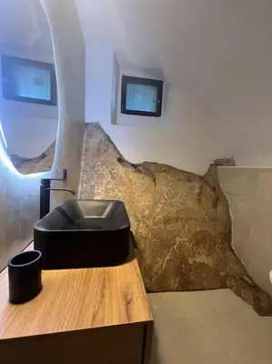 Coin salon dans l'établissement Authentique appartement vue montagnes avec grand patio et jacuzzi chauffé