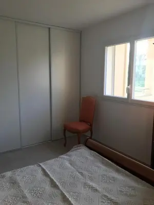 Un ou plusieurs lits dans un hébergement de l'établissement Appartement à Ghisonaccia-Prunelli
