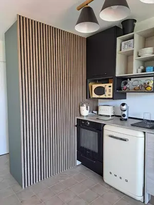 Cuisine ou kitchenette dans l'établissement logement de charme en bord de plage