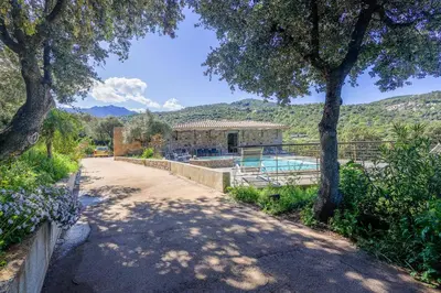 Plan de l'établissement San Quilico - Maison climatisée piscine vue mer