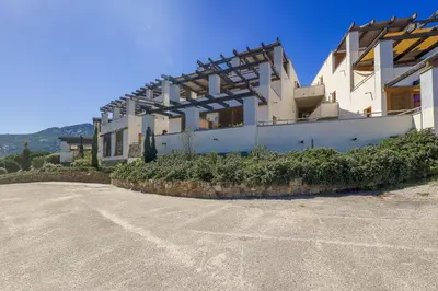 Vue générale sur la montagne ou vue sur la montagne depuis l'appartement