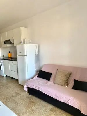 Cuisine ou kitchenette dans l'établissement Appartement centre ville - 4p