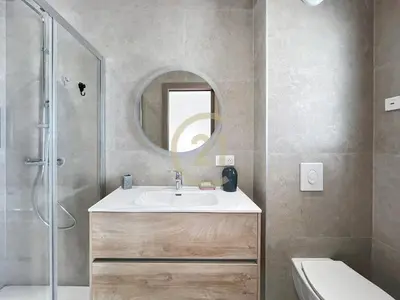 Salle de bains dans l'établissement Villa les Marines de Palasca