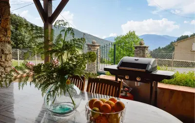 Vue générale sur la montagne ou vue sur la montagne depuis la maison de vacances