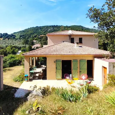 Vue générale sur la montagne ou vue sur la montagne depuis le B&B/chambre d'hôtes