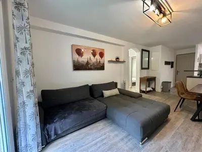 Coin salon dans l'établissement Appartement T3 Cala Di Mare L'ILE ROUSSE