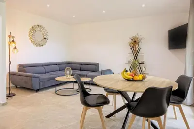 Coin salon dans l'établissement Casa U Castagnettu 2
