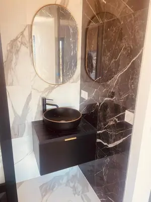 Salle de bains dans l'établissement Villa Casa Maredda bord de mer avec piscine