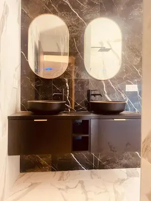 Salle de bains dans l'établissement Villa Casa Maredda bord de mer avec piscine