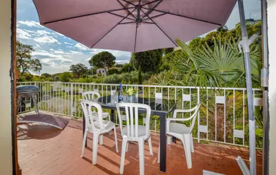 Jardin de l'établissement 2 Bedroom Stunning Home In San-Giuliano