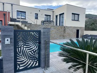 Piscine de l'établissement Belle Maison avec piscine Furiani ou située à proximité