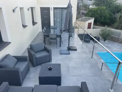 Piscine de l'établissement Belle Maison avec piscine Furiani ou située à proximité
