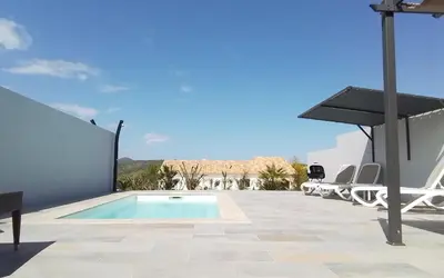 Piscine de l'établissement E CASE DI GILDA ou située à proximité