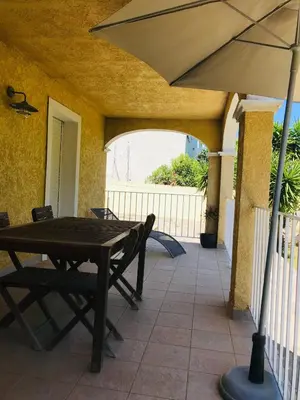 Balcon ou terrasse dans l'établissement Rez de chaussez de villa 4 personnes mer