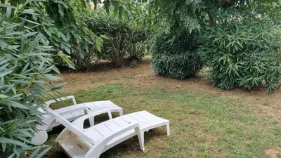 Jardin de l'établissement Corse Villa bord de mer