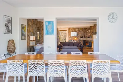 Coin salon dans l'établissement Villa A Surgenta