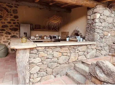 Cuisine ou kitchenette dans l'établissement La Casa D'Ange Bergerie 5 étoiles de Luxe Piscine chauffée
