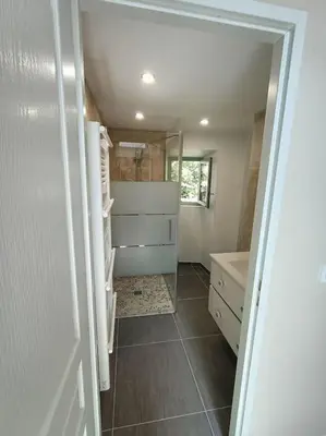 Salle de bains dans l'établissement Maison corse - cap corse