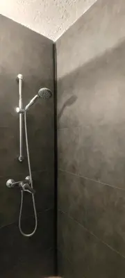 Salle de bains dans l'établissement Petite maison en Balagne, belle vue mer