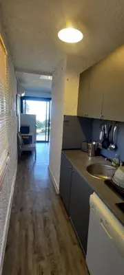 Cuisine ou kitchenette dans l'établissement Petite maison en Balagne, belle vue mer
